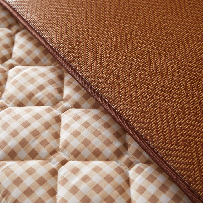 91家纺网 家纺一手货源 找家纺 卡派 2025新款双面可用 冰藤夹棉床褥-大床款 冰藤床褥—咖小格（饼干花）