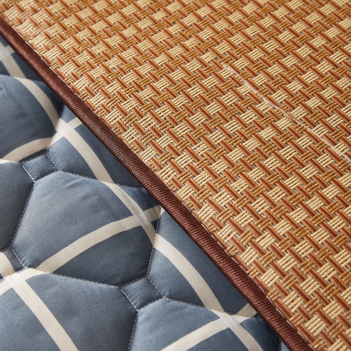 91家纺网 家纺一手货源 找家纺 卡派 2025新款双面可用 冰藤夹棉床褥-大床款 冰藤床褥—蓝大格（玉米粒）