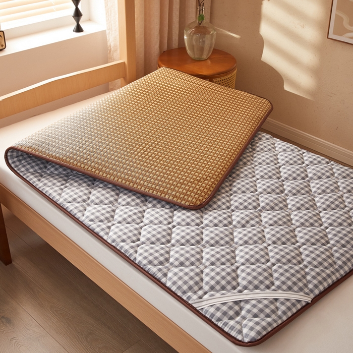 91家纺网 家纺一手货源 找家纺 卡派 2025新款双面可用 冰藤夹棉床褥-单人床款 冰藤床褥-灰小格（玉米粒）1