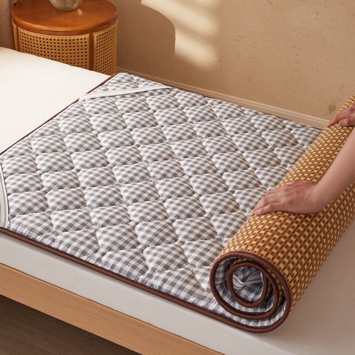 91家纺网 家纺一手货源 找家纺 卡派 2025新款双面可用 冰藤夹棉床褥-单人床款 冰藤床褥-灰小格（玉米粒）1