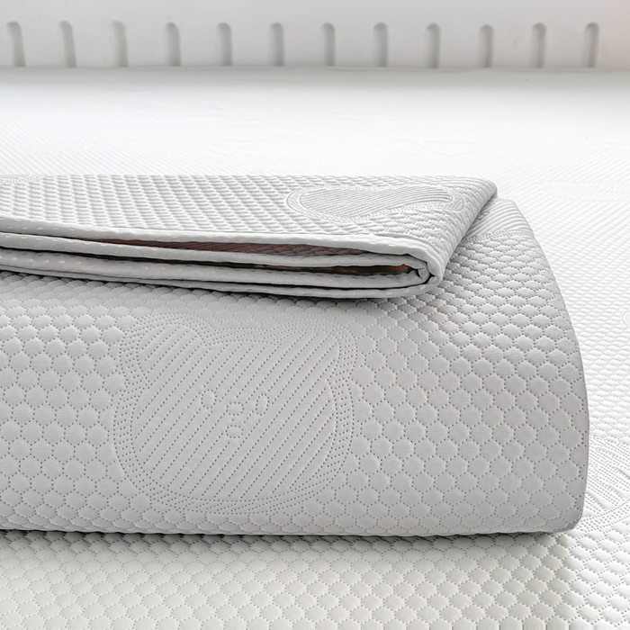 91家纺网 家纺一手货源 找家纺 迪乐妮 2025新款小冰熊豆豆席-单人床款 绅士灰