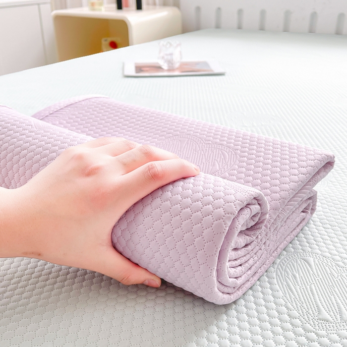 91家纺网 家纺一手货源 找家纺 卡派 2025新款小冰熊豆豆席-单人床款 薰衣紫