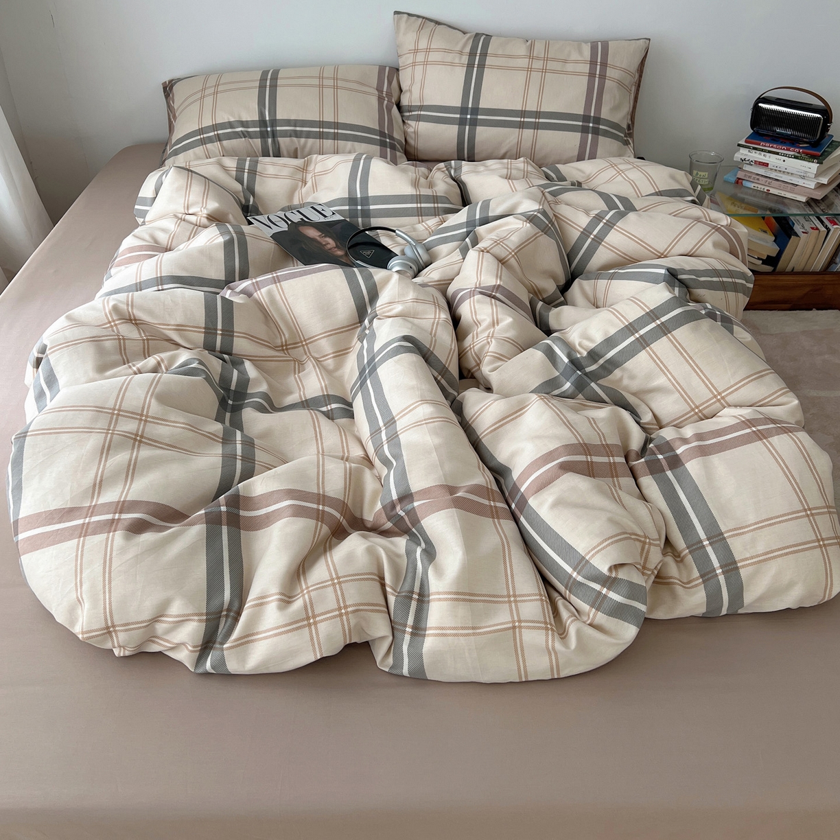 91家纺网 家纺一手货源 找家纺 雅居纺家纺 2025春夏新款全棉纯棉印花四件套 复古卡其格