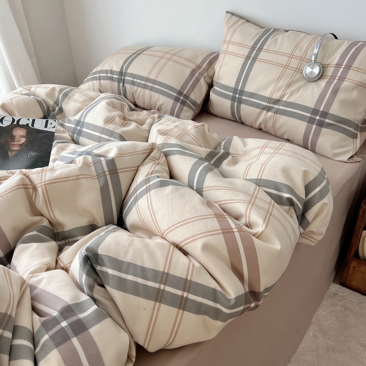 91家纺网 家纺一手货源 找家纺 雅居纺家纺 2025春夏新款全棉纯棉印花四件套 复古卡其格