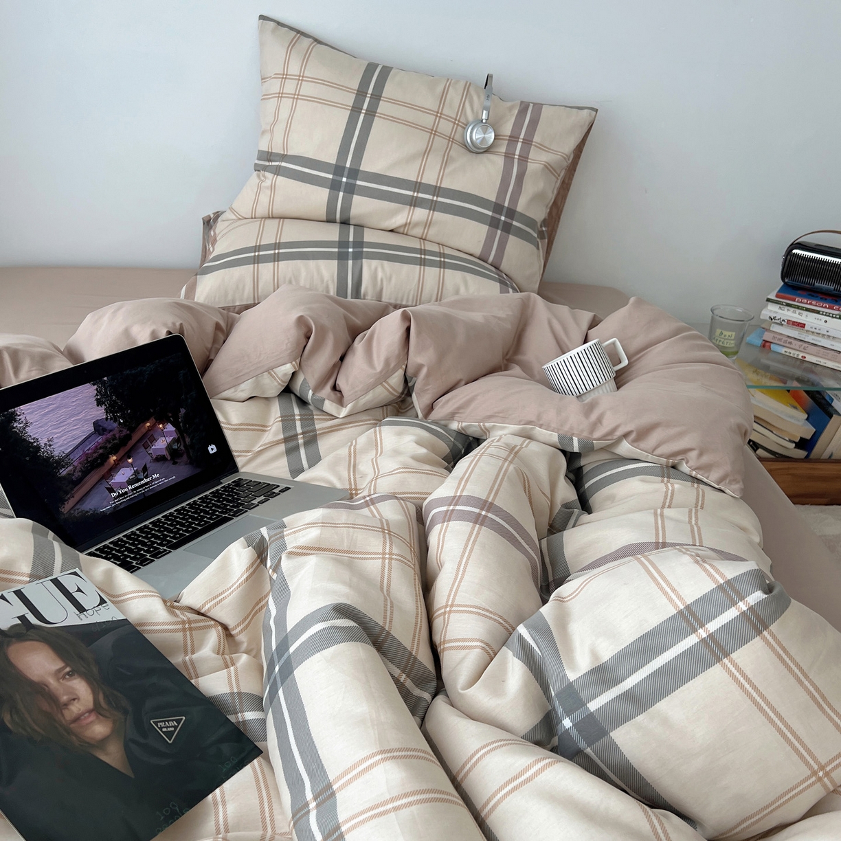 91家纺网 家纺一手货源 找家纺 雅居纺家纺 2025春夏新款全棉纯棉印花四件套 复古卡其格