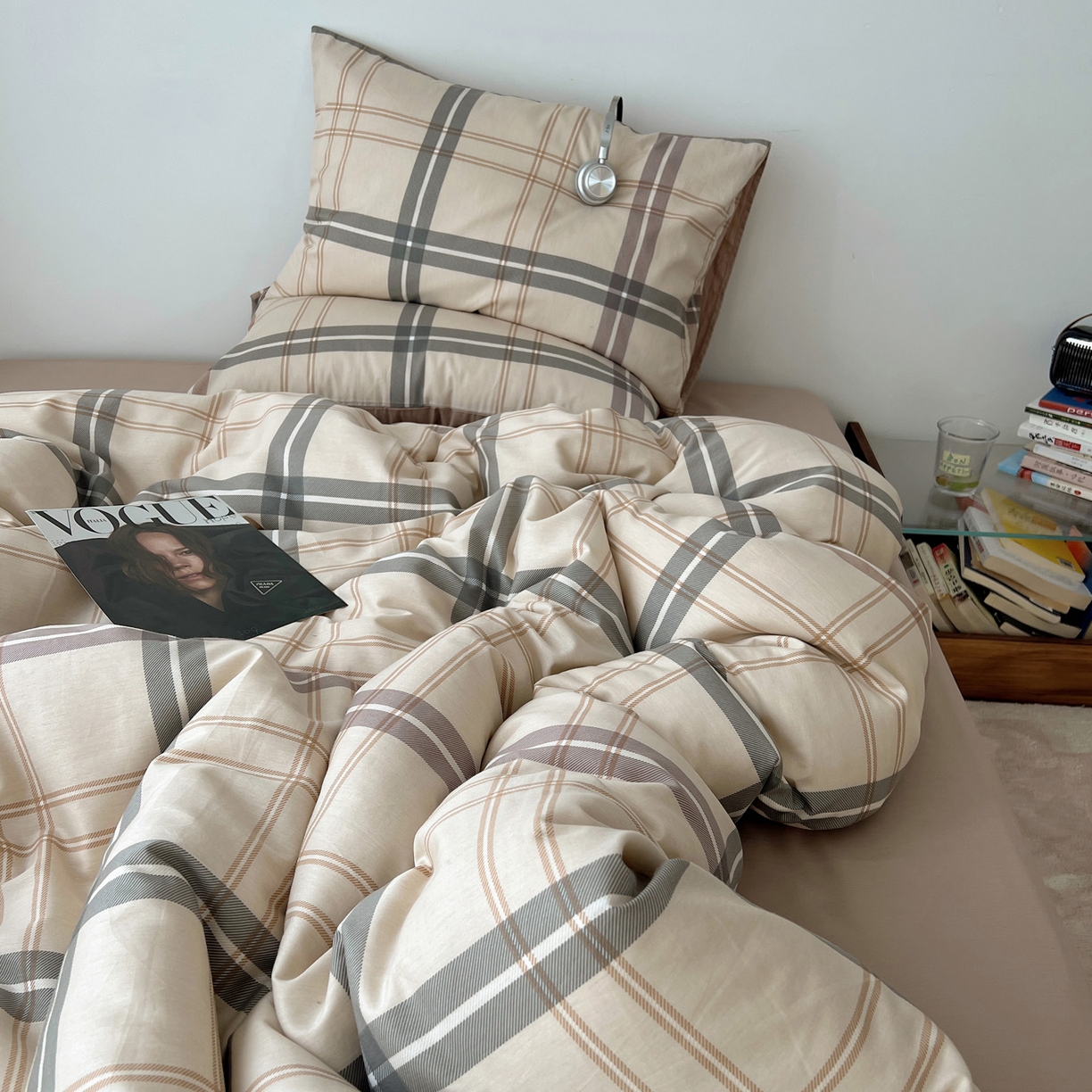 91家纺网 家纺一手货源 找家纺 雅居纺家纺 2025春夏新款全棉纯棉印花四件套 复古卡其格