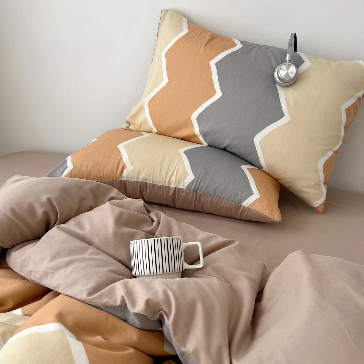 91家纺网 家纺一手货源 找家纺 雅居纺家纺 2025春夏新款全棉纯棉印花四件套 水波纹