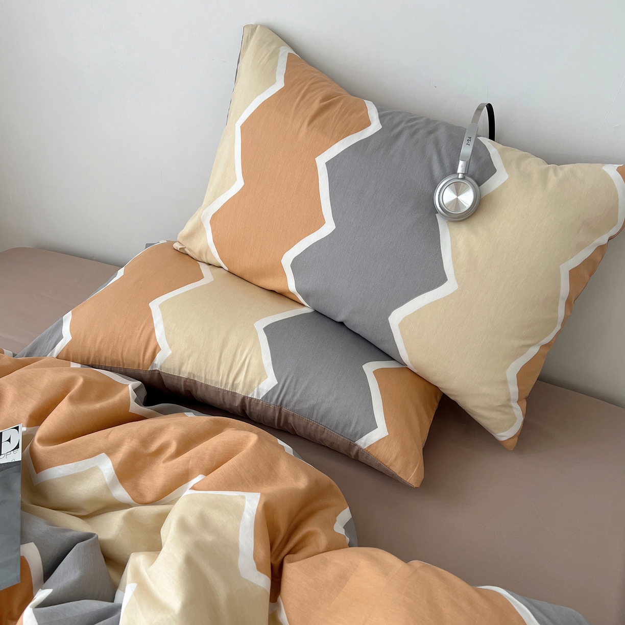 91家纺网 家纺一手货源 找家纺 雅居纺家纺 2025春夏新款全棉纯棉印花四件套 水波纹