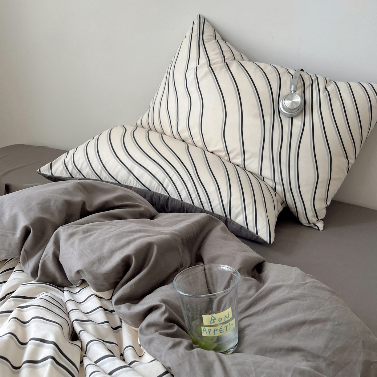 91家纺网 家纺一手货源 找家纺 雅居纺家纺 2025春夏新款全棉纯棉印花四件套 斜纹波条