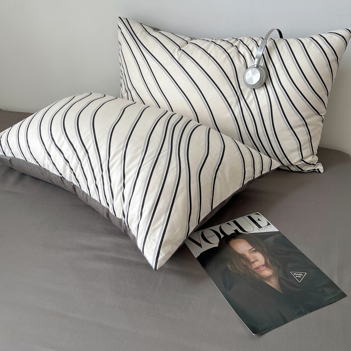 91家纺网 家纺一手货源 找家纺 雅居纺家纺 2025春夏新款全棉纯棉印花四件套 斜纹波条