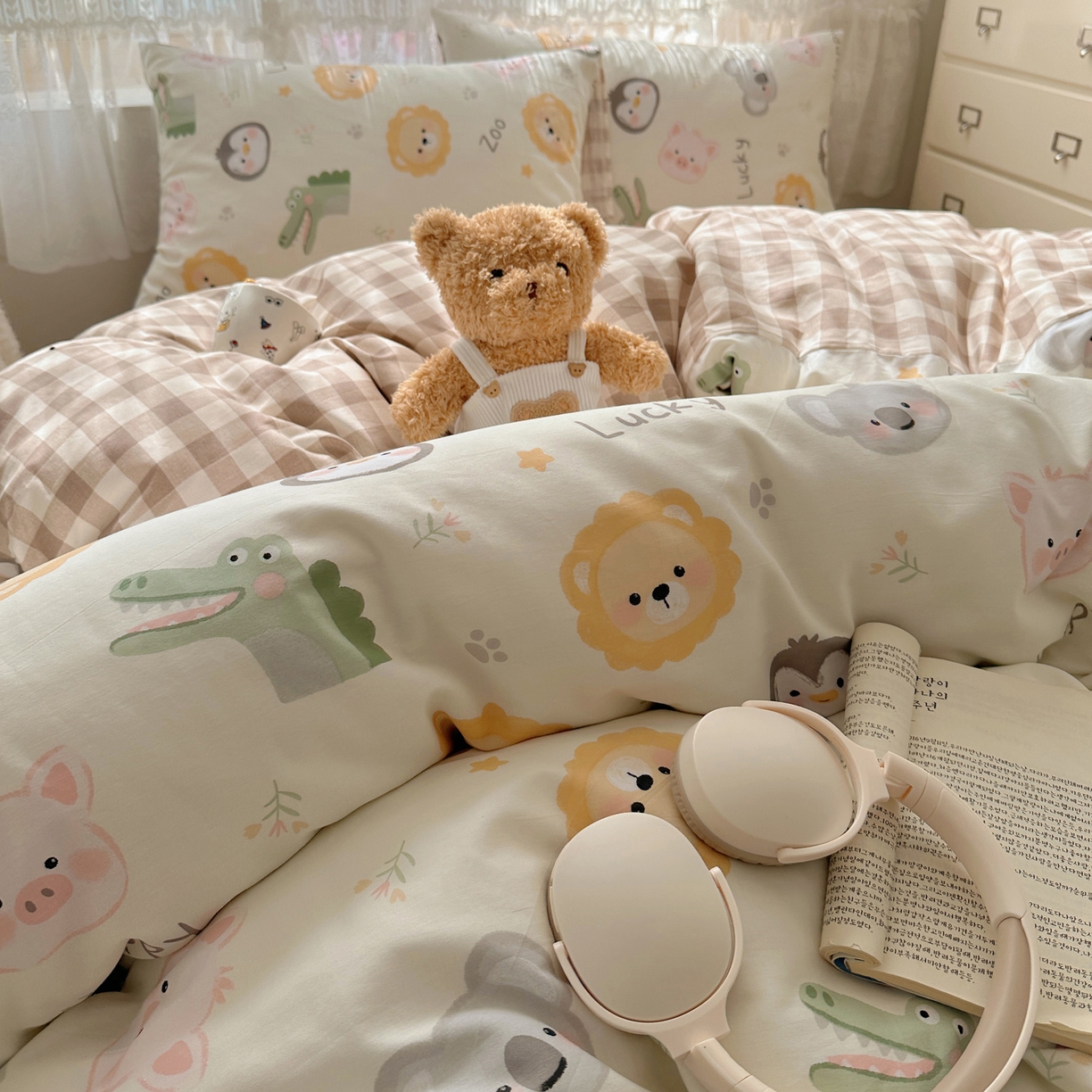 91家纺网 家纺一手货源 找家纺 雅居纺家纺 2025春夏新款全棉纯棉印花四件套 乐园