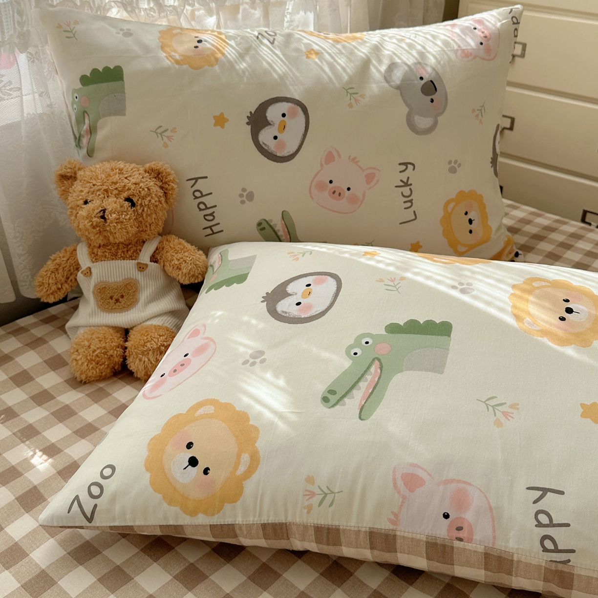 91家纺网 家纺一手货源 找家纺 雅居纺家纺 2025春夏新款全棉纯棉印花四件套 乐园