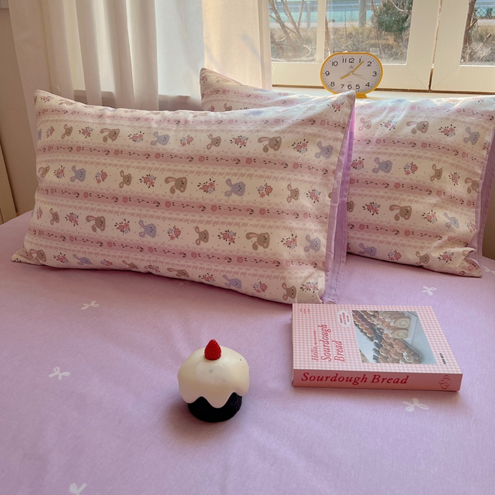 91家纺网 家纺一手货源 找家纺 雅居纺家纺 2025春夏新款全棉纯棉印花四件套 花园萌兔