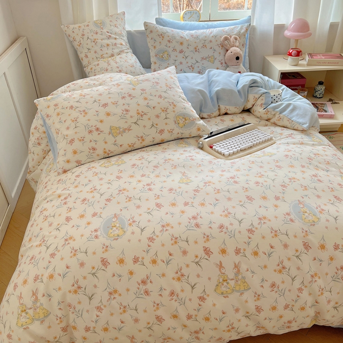 91家纺网 家纺一手货源 找家纺 雅居纺家纺 2025春夏新款全棉纯棉印花四件套 小精灵