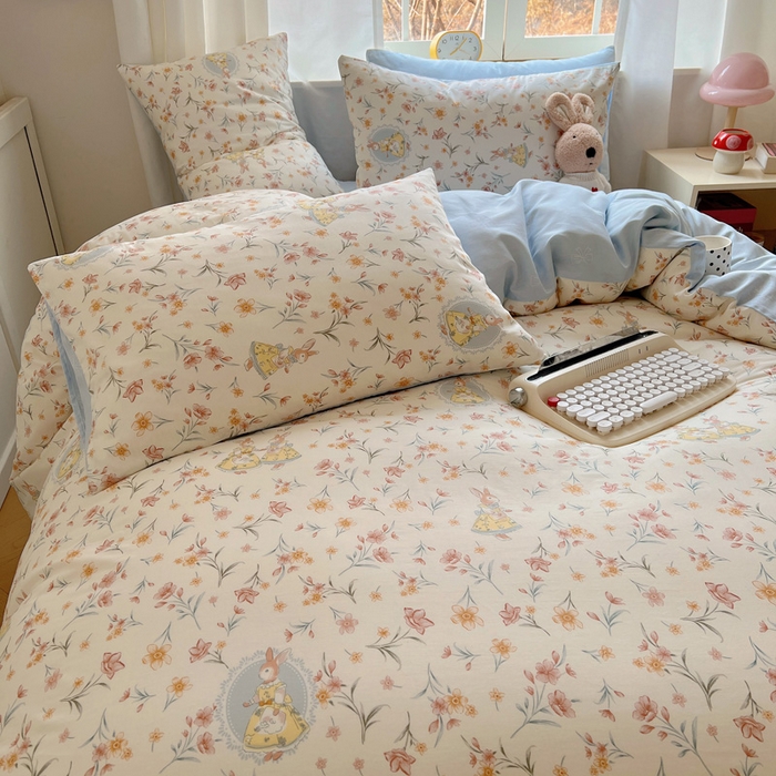 91家纺网 家纺一手货源 找家纺 雅居纺家纺 2025春夏新款全棉纯棉印花四件套 小精灵