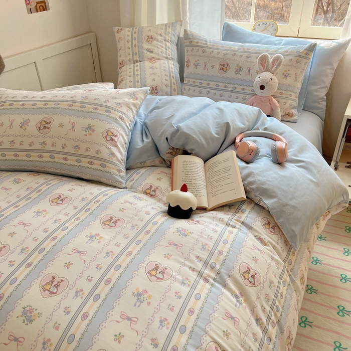 91家纺网 家纺一手货源 找家纺 雅居纺家纺 2025春夏新款全棉纯棉印花四件套 幸福小兔