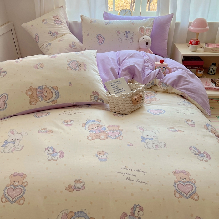 91家纺网 家纺一手货源 找家纺 雅居纺家纺 2025春夏新款全棉纯棉印花四件套 椰果小熊