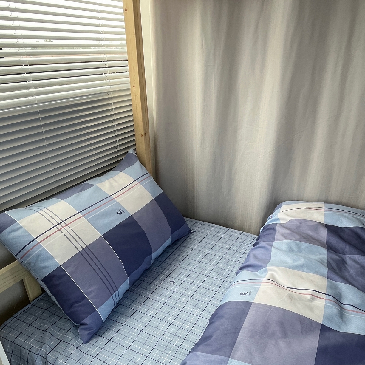 91家纺网 家纺一手货源 找家纺 云梦2025新款全棉印花学生宿舍套件 云栖雅筑