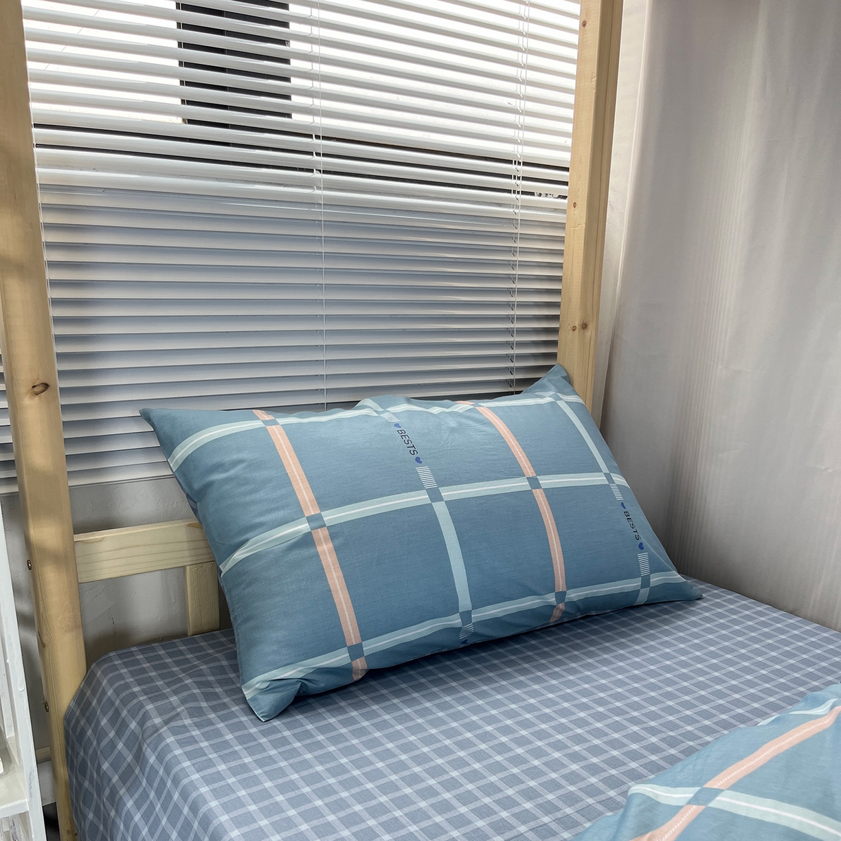 91家纺网 家纺一手货源 找家纺 云梦2025新款全棉印花学生宿舍套件 雪融之境