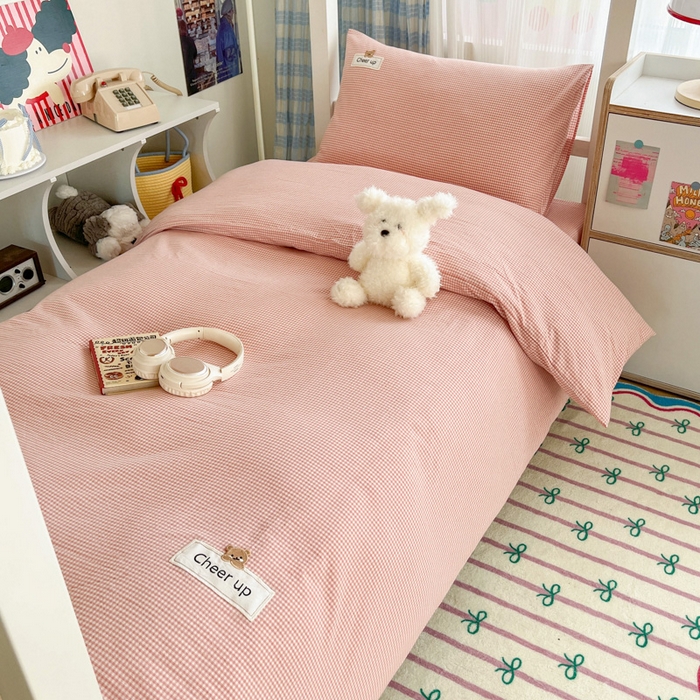 91家纺网 家纺一手货源 找家纺 （总）佳笠家居 2025新款kimi熊系列A类宿舍全棉纯棉色织水洗棉学生三件套