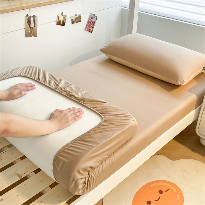 91家纺网 家纺一手货源 找家纺 澳梵家居 2025春夏新款13372全棉纯棉学生宿舍上下铺三件套床笠款 香槟 奶咖