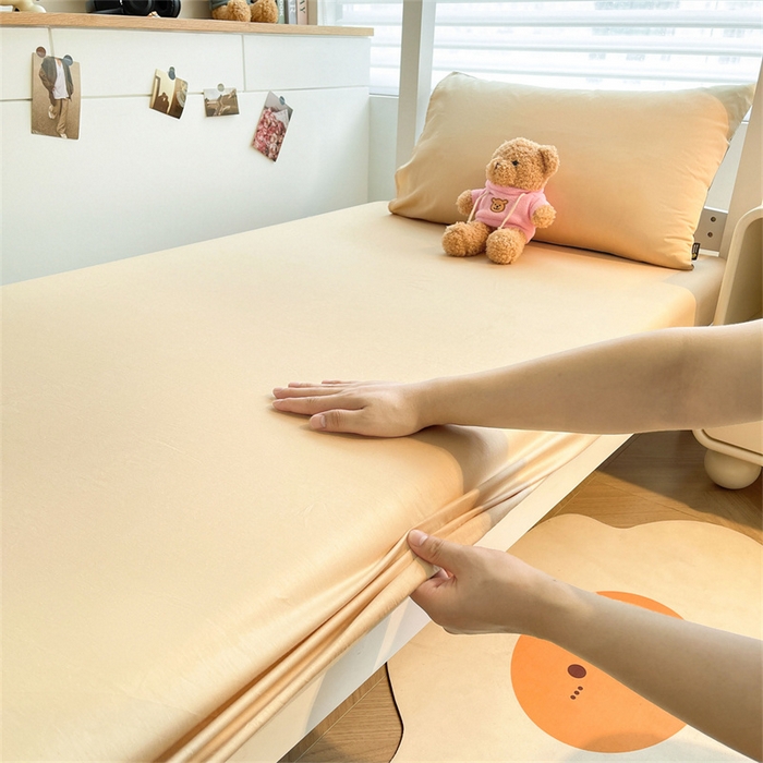 91家纺网 家纺一手货源 找家纺 澳梵家居 2025春夏新款13372全棉纯棉学生宿舍上下铺三件套床笠款 星灰 香槟