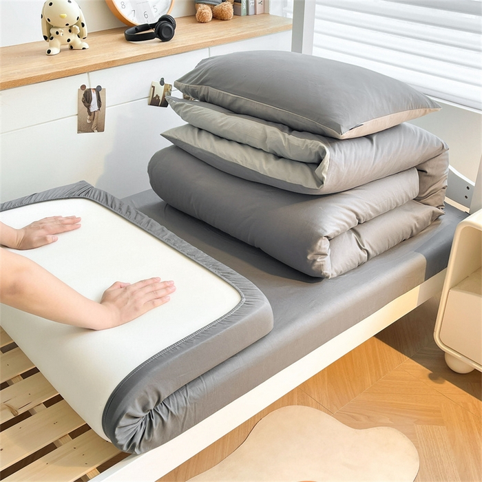 91家纺网 家纺一手货源 找家纺 澳梵家居 2025春夏新款13372全棉纯棉学生宿舍上下铺三件套床笠款 烟灰 星灰