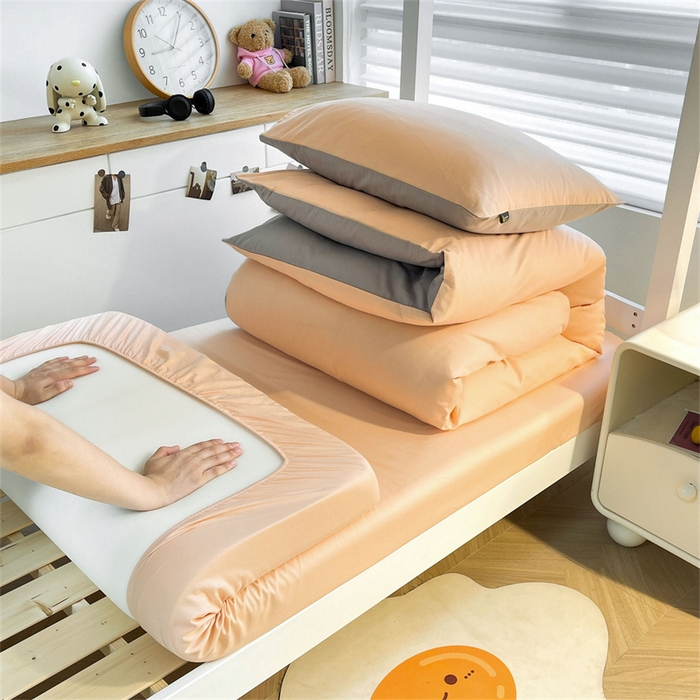 91家纺网 家纺一手货源 找家纺 澳梵家居 2025春夏新款13372全棉纯棉学生宿舍上下铺三件套床笠款 烟灰 杏黄