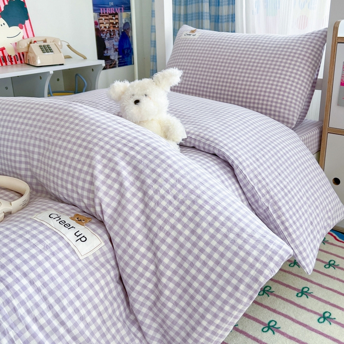 91家纺网 家纺一手货源 找家纺 佳笠家居 2025新款kimi熊系列A类宿舍全棉纯棉色织水洗棉学生三件套 香芋紫格