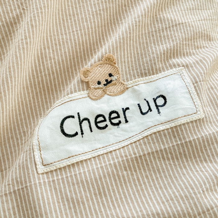 91家纺网 家纺一手货源 找家纺 佳笠家居 2025新款kimi熊系列A类宿舍全棉纯棉色织水洗棉床笠单床笠床笠单件 卡其小条