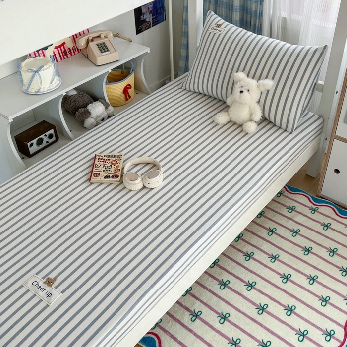 91家纺网 家纺一手货源 找家纺 佳笠家居 2025新款kimi熊系列A类宿舍全棉纯棉色织水洗棉床笠单床笠床笠单件 野原-蓝