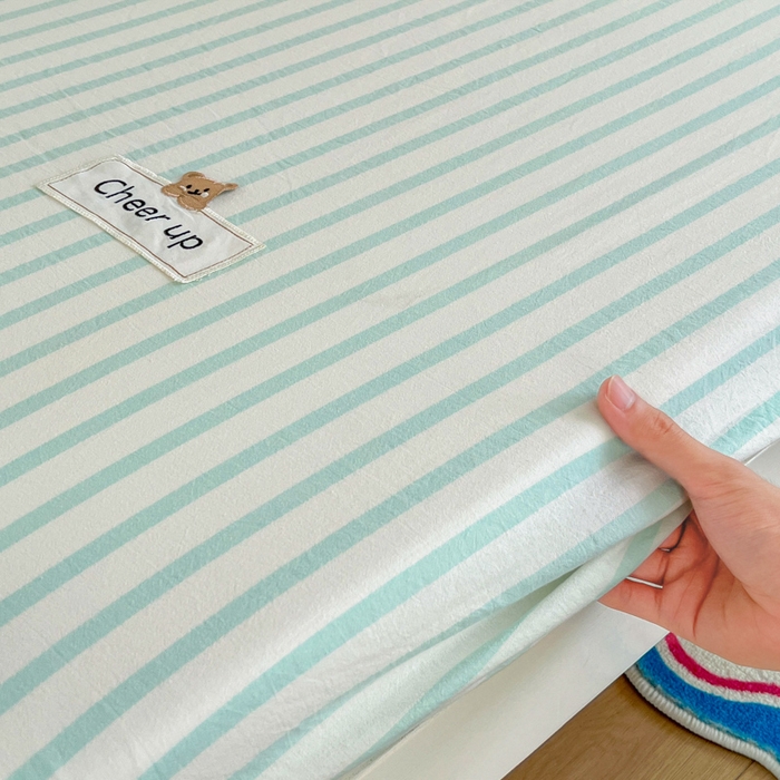 91家纺网 家纺一手货源 找家纺 佳笠家居 2025新款kimi熊系列A类宿舍全棉纯棉色织水洗棉床笠单床笠床笠单件 野原-绿