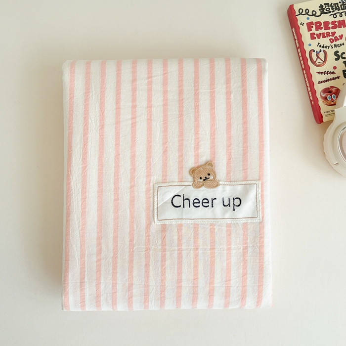 91家纺网 家纺一手货源 找家纺 佳笠家居 2025新款kimi熊系列A类宿舍全棉纯棉色织水洗棉床笠单床笠床笠单件 幽径-粉