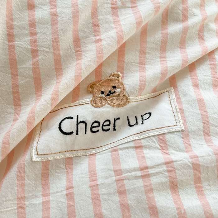 91家纺网 家纺一手货源 找家纺 佳笠家居 2025新款kimi熊系列A类宿舍全棉纯棉色织水洗棉床笠单床笠床笠单件 幽径-粉