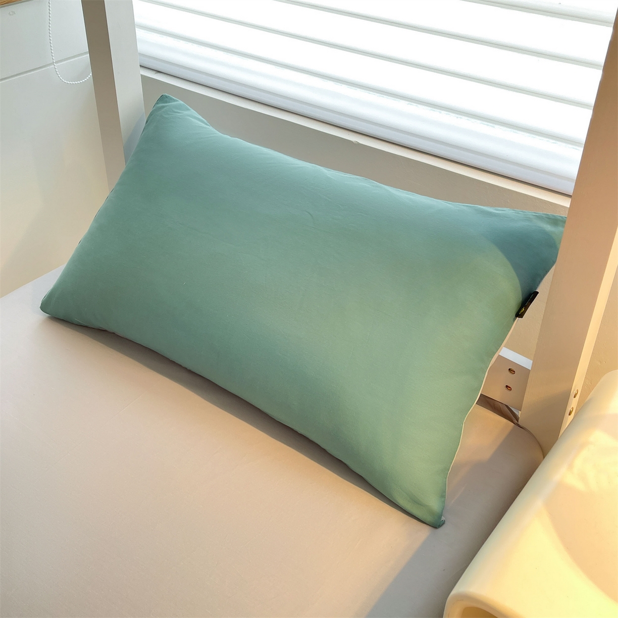 91家纺网 家纺一手货源 找家纺 澳梵家居 2025春夏新款13372全棉纯棉学生宿舍上下铺单床笠床笠单件 烟灰