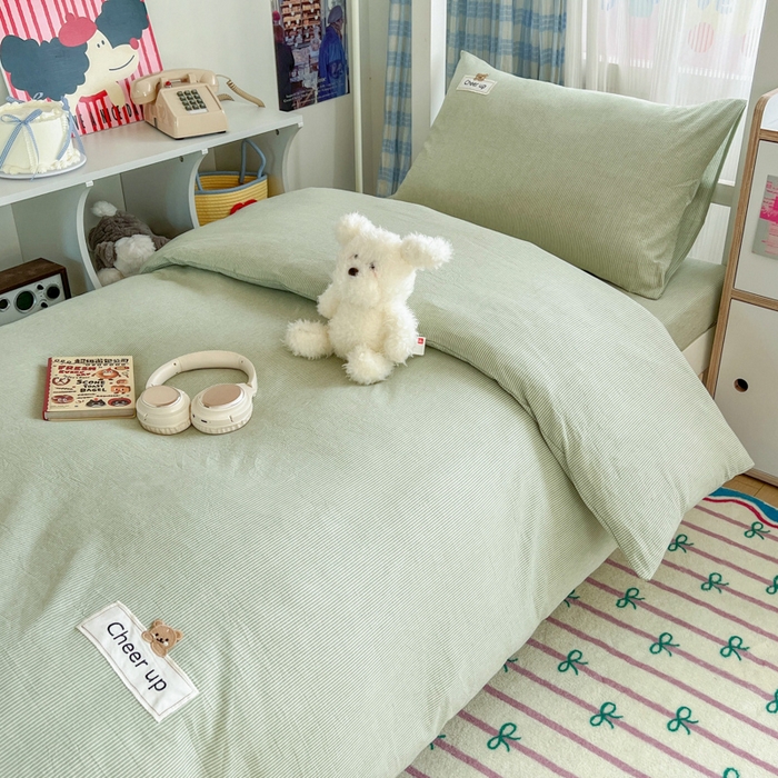 91家纺网 家纺一手货源 找家纺 佳笠家居 2025新款kimi熊系列A类宿舍全棉纯棉色织水洗棉被套单被套被套单件 果绿小条