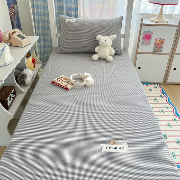 91家纺网 家纺一手货源 找家纺 佳笠家居 2025新款kimi熊系列A类宿舍全棉纯棉色织水洗棉被套单被套被套单件 灰小格