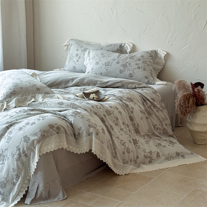 91家纺网 家纺一手货源 找家纺 绒棉世家 2025新款20%亚麻80%棉棉麻提花四件套 花韵-灰