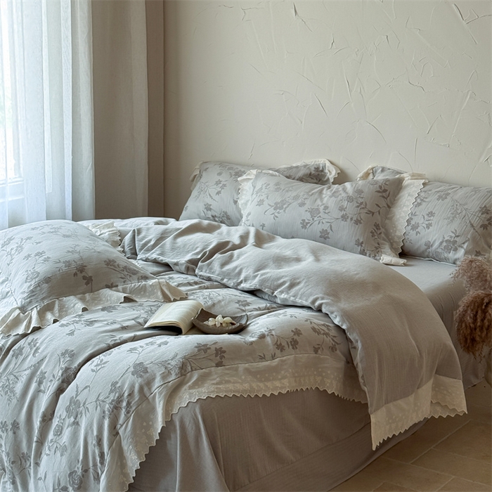 91家纺网 家纺一手货源 找家纺 绒棉世家 2025新款20%亚麻80%棉棉麻提花四件套 花韵-灰