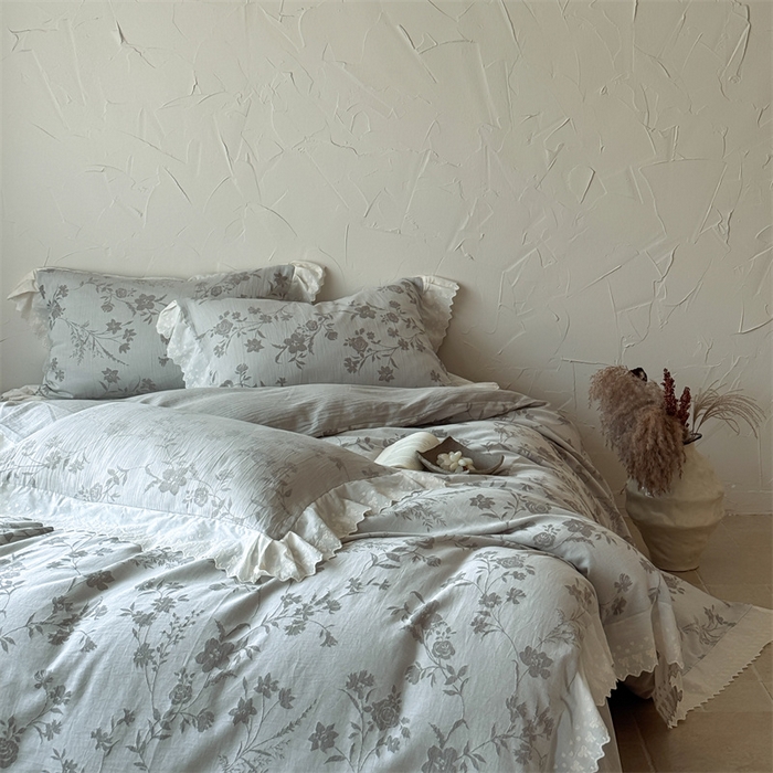 91家纺网 家纺一手货源 找家纺 绒棉世家 2025新款20%亚麻80%棉棉麻提花四件套 花韵-灰