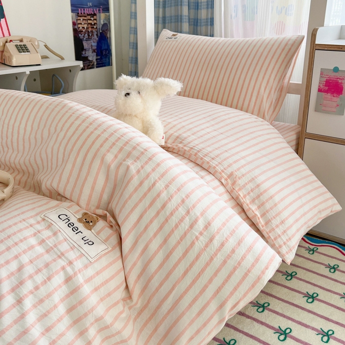 91家纺网 家纺一手货源 找家纺 佳笠家居 2025新款kimi熊系列A类宿舍全棉纯棉色织水洗棉被套单被套被套单件 幽径-粉