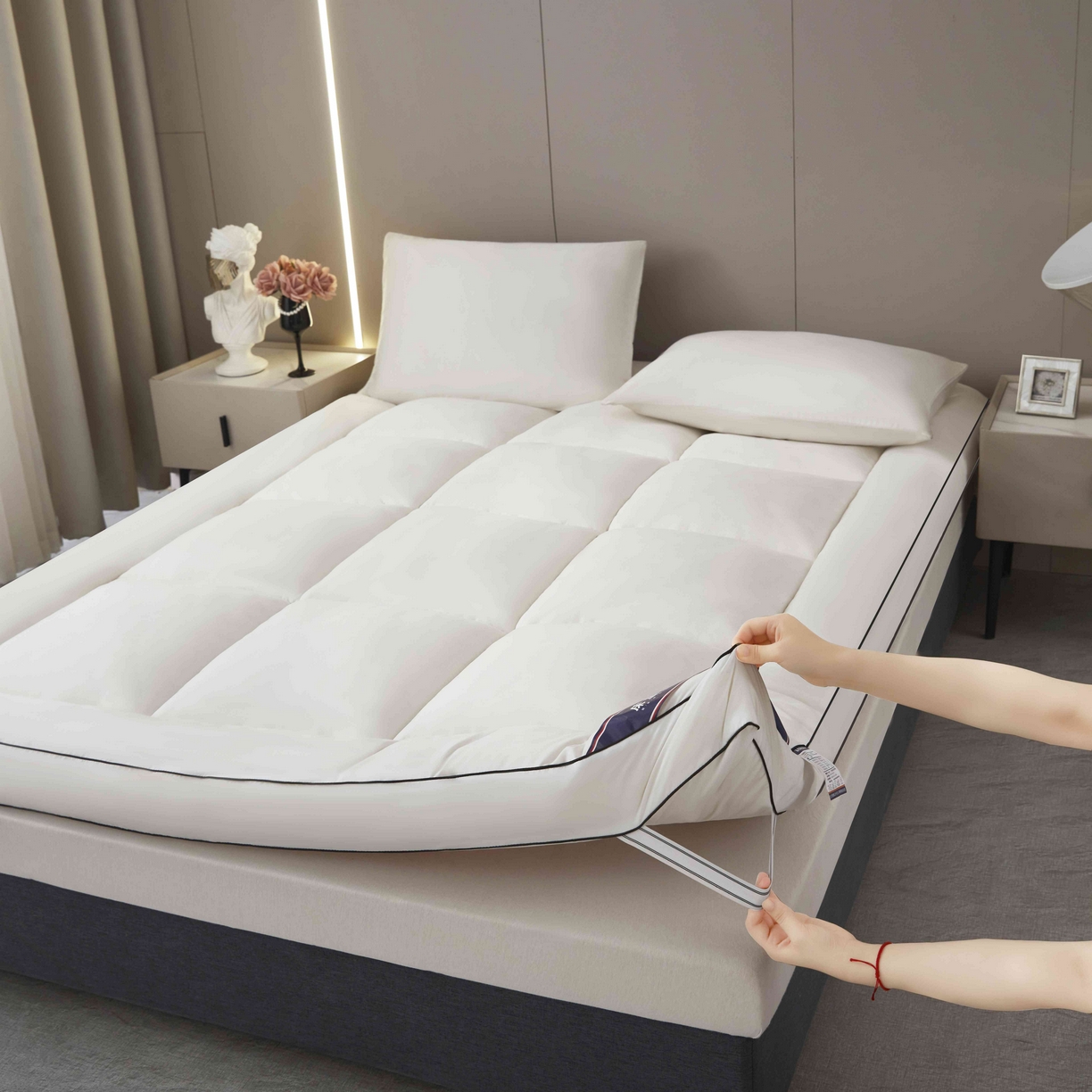 91家纺网 家纺一手货源 找家纺 恒科家纺 2025新款加厚立体整张棉酒店学生床垫抗菌云尚亲肤软床垫 山峰白