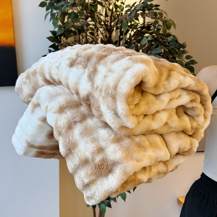 91家纺网 家纺一手货源 找家纺 （总）兜米2025新款泡泡毛毯