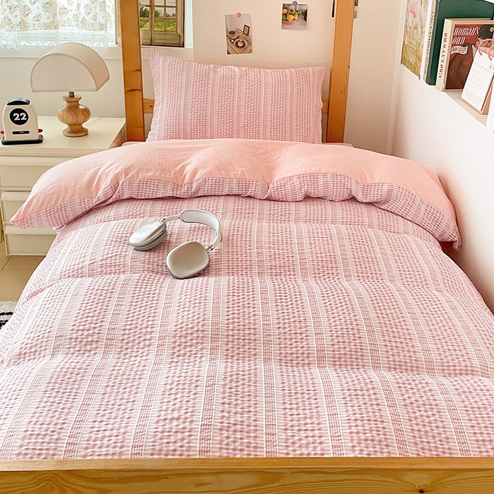 91家纺网 家纺一手货源 找家纺 （总）卡普家居 2025新款阳离子公主格学生三件套