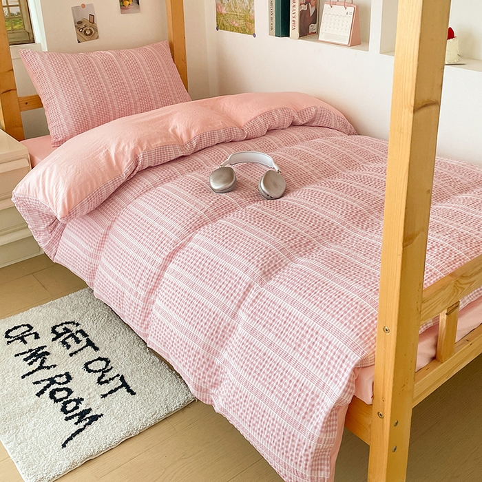 91家纺网 家纺一手货源 找家纺 （总）卡普家居 2025新款阳离子公主格学生三件套