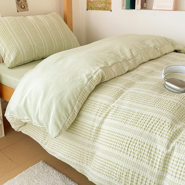 91家纺网 家纺一手货源 找家纺 卡普家居 2025新款阳离子公主格学生三件套 阳离子公主格抹茶绿