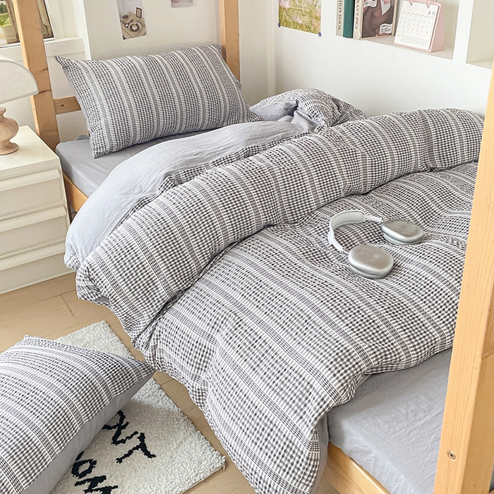 91家纺网 家纺一手货源 找家纺 卡普家居 2025新款阳离子公主格学生三件套 阳离子公主格月光灰