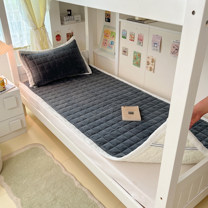 91家纺网 家纺一手货源 找家纺 （总）川悦生活2025 新款A类印花牛奶绒床垫加厚绒保暖床护垫