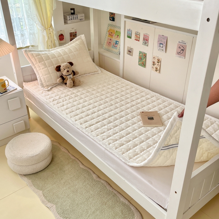 91家纺网 家纺一手货源 找家纺 川悦生活2025 新款A类印花牛奶绒床垫加厚绒保暖床护垫 吉木-奶茶