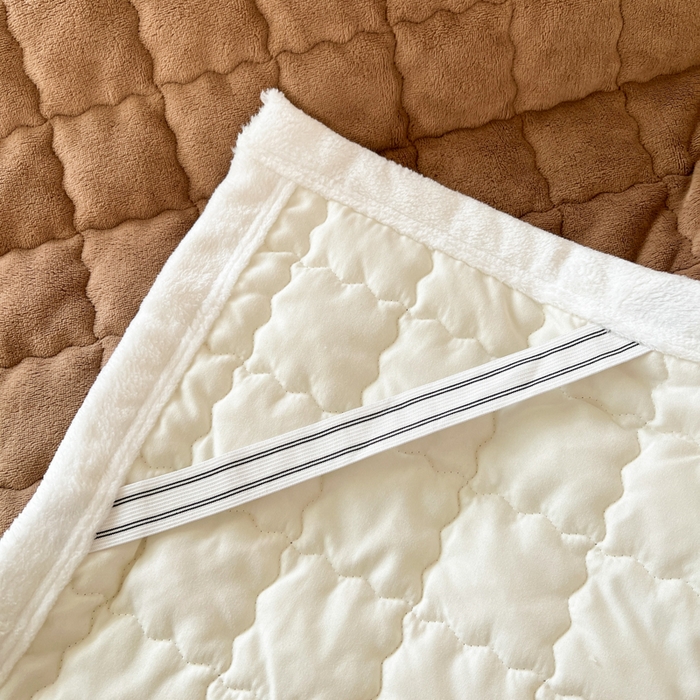 91家纺网 家纺一手货源 找家纺 川悦生活2025 新款A类印花牛奶绒床垫加厚绒保暖床护垫 吉木-暖咖